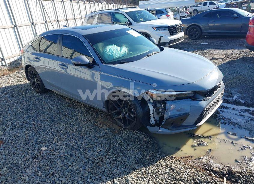 2024 Honda Civic SPORT TOURING (VIN 19XFL1H80RE022375) main photo