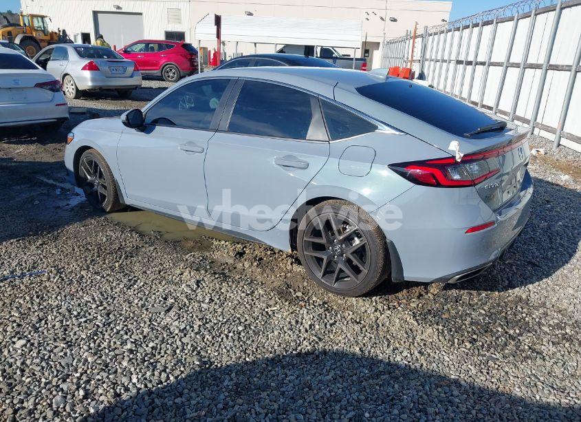 Photo 3 of 2024 Honda Civic SPORT TOURING (VIN 19XFL1H80RE022375)