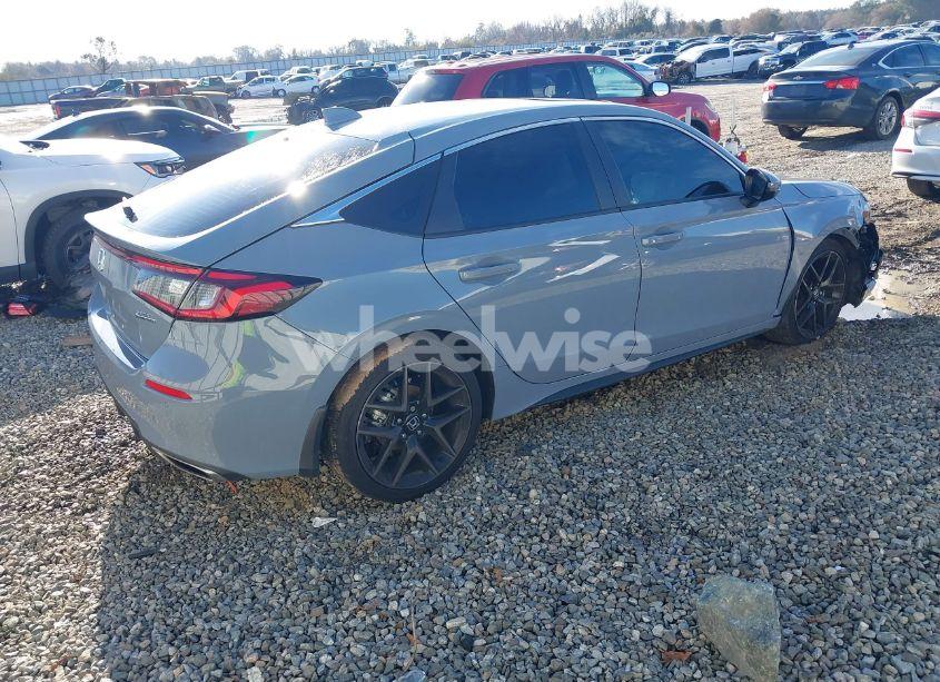 Photo 4 of 2024 Honda Civic SPORT TOURING (VIN 19XFL1H80RE022375)