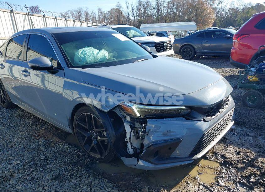 Photo 6 of 2024 Honda Civic SPORT TOURING (VIN 19XFL1H80RE022375)