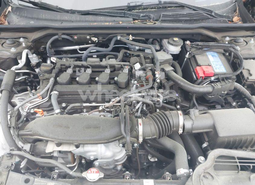 Photo 10 of 2024 Honda Civic SPORT TOURING (VIN 19XFL1H80RE023882)