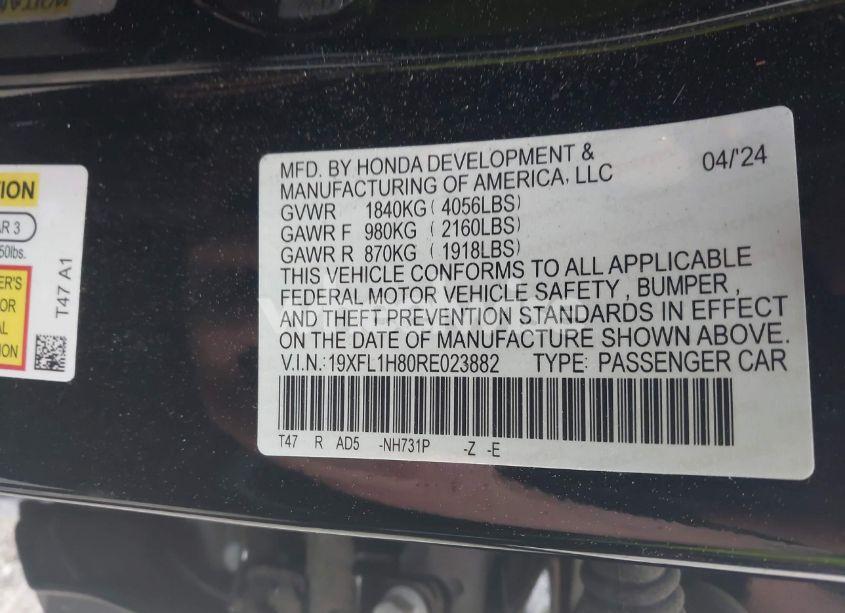 Photo 9 of 2024 Honda Civic SPORT TOURING (VIN 19XFL1H80RE023882)