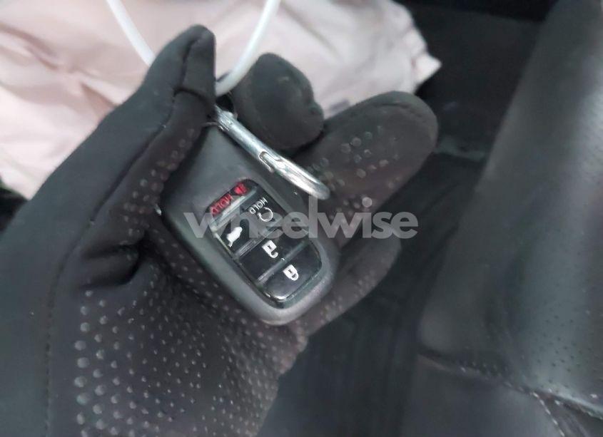 Photo 11 of 2022 Honda Civic SPORT TOURING (VIN 19XFL1H81NE006356)