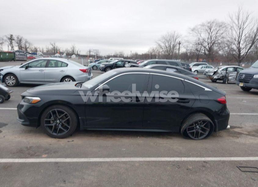 Photo 14 of 2024 Honda Civic SPORT TOURING (VIN 19XFL1H81RE007190)