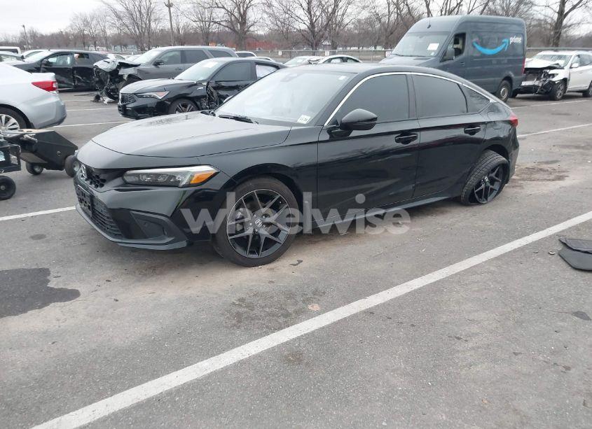 Photo 2 of 2024 Honda Civic SPORT TOURING (VIN 19XFL1H81RE007190)