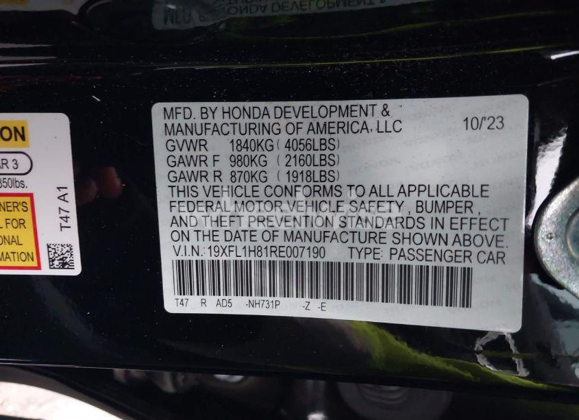 Photo 9 of 2024 Honda Civic SPORT TOURING (VIN 19XFL1H81RE007190)