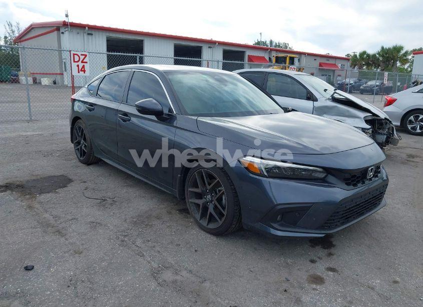 2024 Honda Civic SPORT TOURING (VIN 19XFL1H81RE024247) main photo