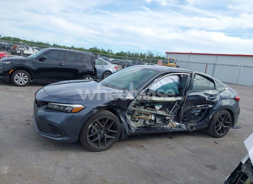 Photo 14 of 2024 Honda Civic SPORT TOURING (VIN 19XFL1H81RE024247)