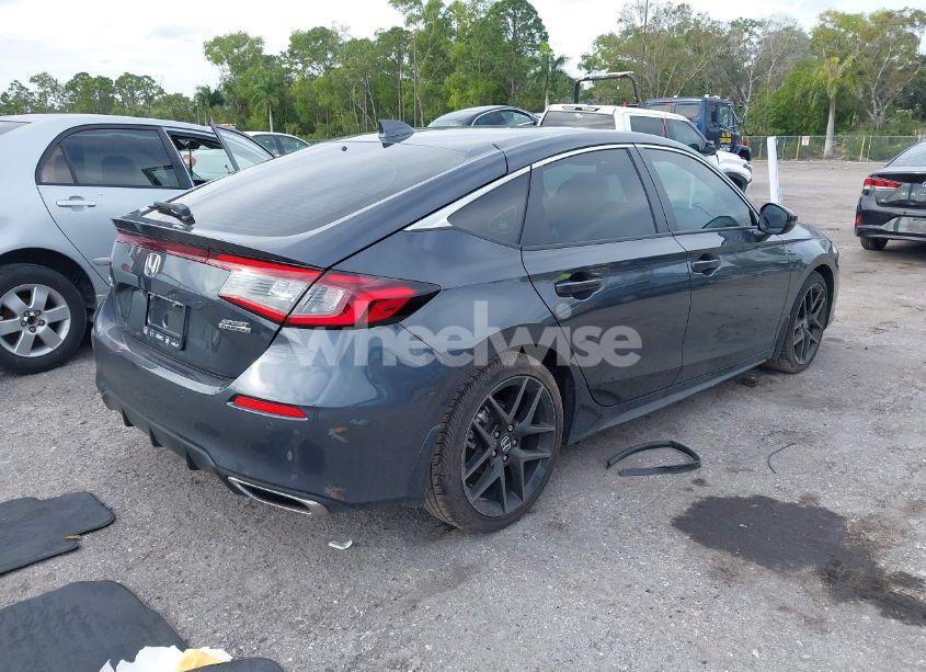 Photo 4 of 2024 Honda Civic SPORT TOURING (VIN 19XFL1H81RE024247)
