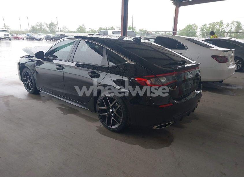 Photo 3 of 2024 Honda Civic SPORT TOURING (VIN 19XFL1H81RE029402)