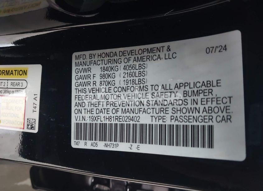 Photo 9 of 2024 Honda Civic SPORT TOURING (VIN 19XFL1H81RE029402)