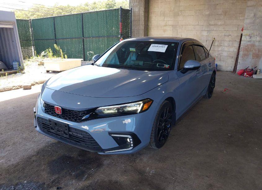 Photo 2 of 2022 Honda Civic SPORT TOURING (VIN 19XFL1H82NE019889)