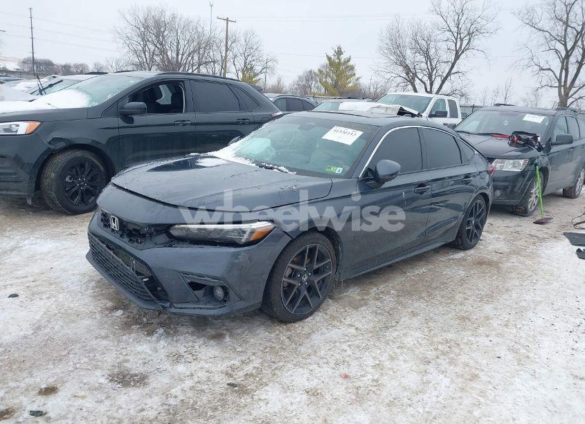 Photo 2 of 2022 Honda Civic SPORT TOURING (VIN 19XFL1H82NE022033)