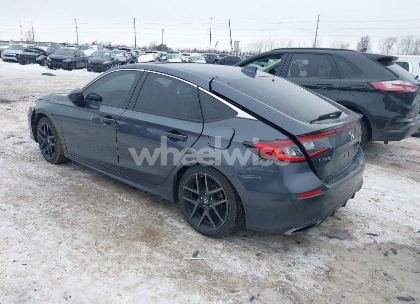 Photo 3 of 2022 Honda Civic SPORT TOURING (VIN 19XFL1H82NE022033)