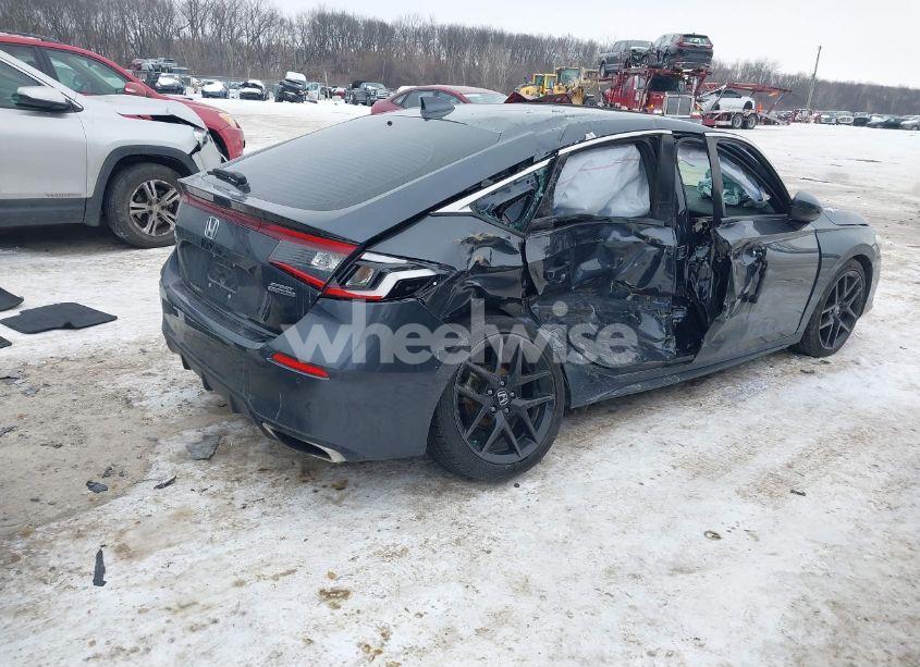 Photo 4 of 2022 Honda Civic SPORT TOURING (VIN 19XFL1H82NE022033)