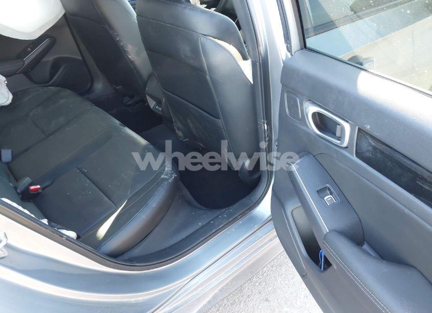 Photo 8 of 2023 Honda Civic SPORT TOURING (VIN 19XFL1H82PE013707)