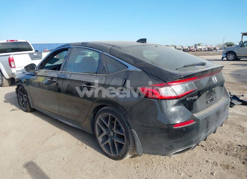 Photo 3 of 2022 Honda Civic SPORT TOURING (VIN 19XFL1H83NE010182)