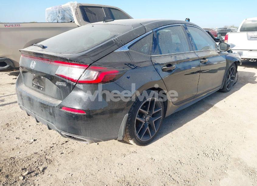 Photo 4 of 2022 Honda Civic SPORT TOURING (VIN 19XFL1H83NE010182)