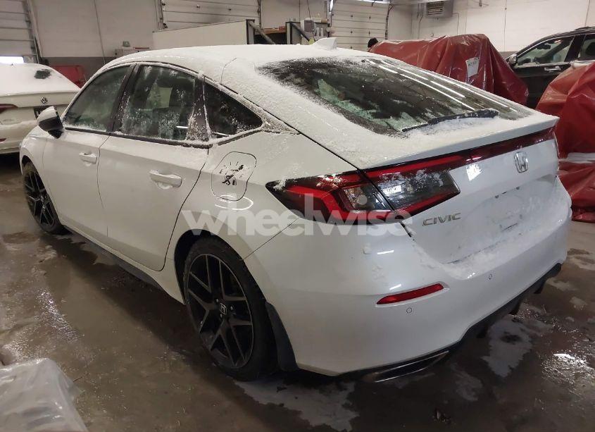 Photo 3 of 2022 Honda Civic SPORT TOURING (VIN 19XFL1H83NE016838)