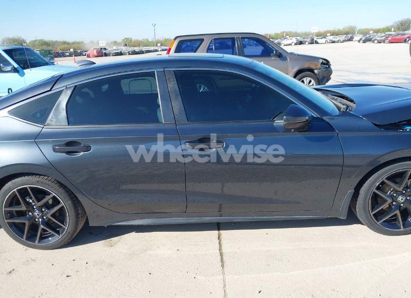 Photo 13 of 2022 Honda Civic SPORT TOURING (VIN 19XFL1H83NE022056)