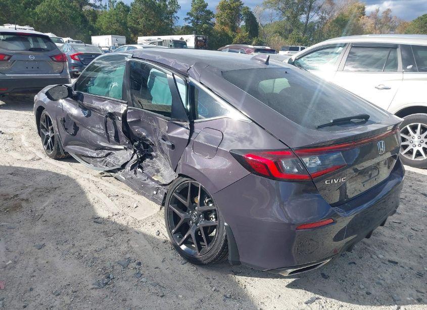 Photo 3 of 2023 Honda Civic SPORT TOURING (VIN 19XFL1H83PE015384)