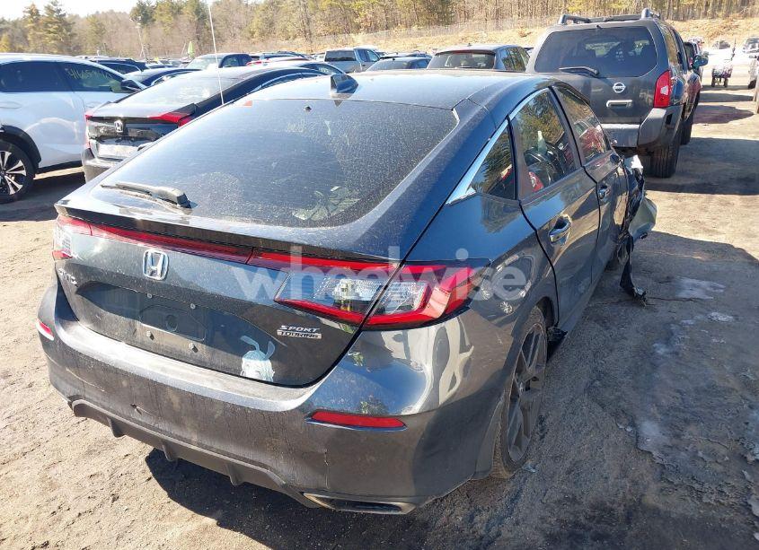 Photo 4 of 2024 Honda Civic SPORT TOURING (VIN 19XFL1H83RE007529)