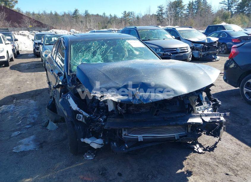 Photo 6 of 2024 Honda Civic SPORT TOURING (VIN 19XFL1H83RE007529)