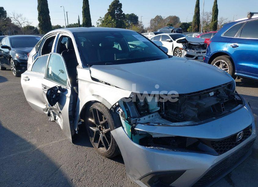 Photo 13 of 2024 Honda Civic SPORT TOURING (VIN 19XFL1H83RE017526)