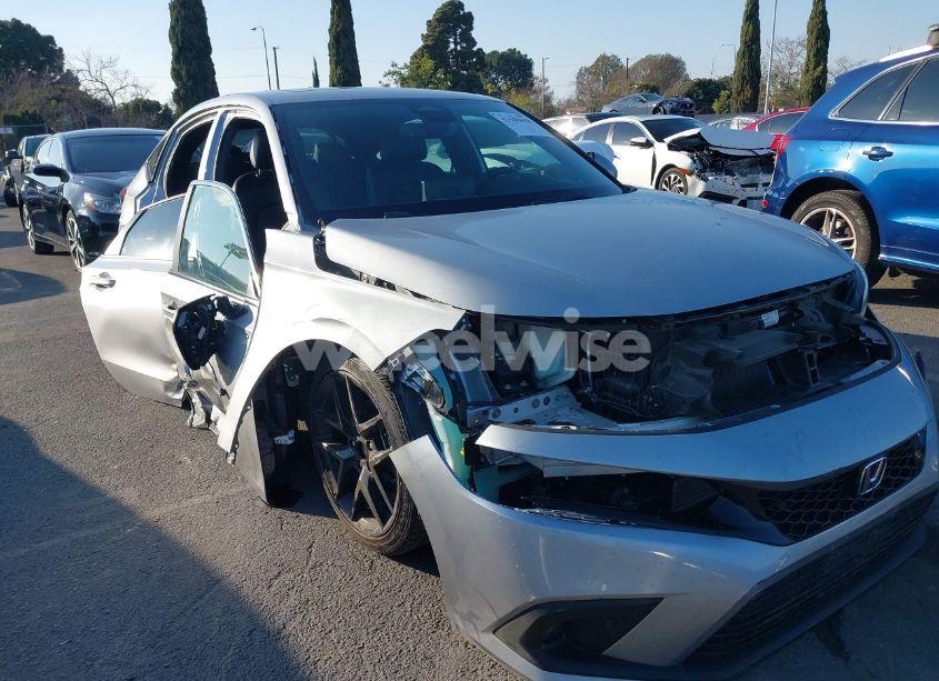 Photo 6 of 2024 Honda Civic SPORT TOURING (VIN 19XFL1H83RE017526)