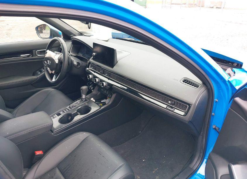 Photo 5 of 2024 Honda Civic SPORT TOURING (VIN 19XFL1H83RE018367)