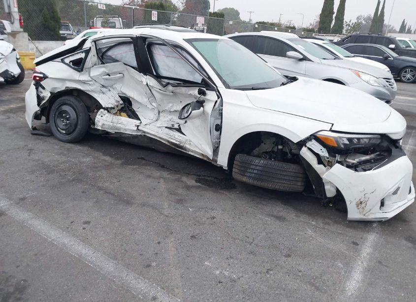 Photo 6 of 2024 Honda Civic SPORT TOURING (VIN 19XFL1H84RE004946)