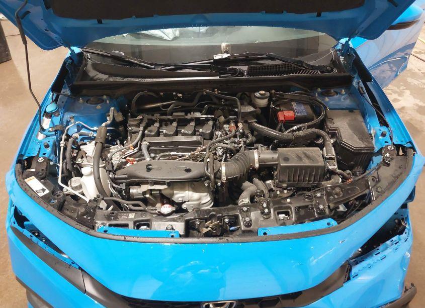 Photo 10 of 2024 Honda Civic SPORT TOURING (VIN 19XFL1H84RE009225)