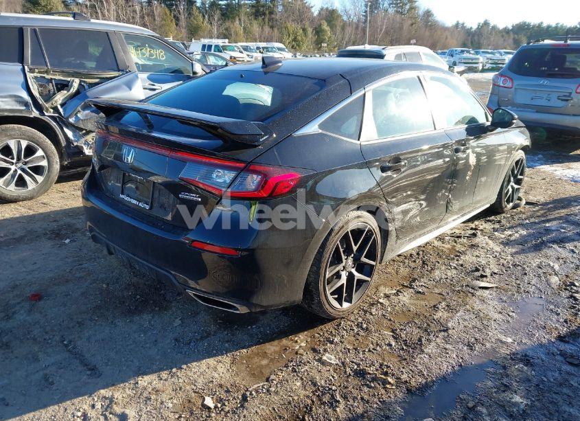 Photo 4 of 2024 Honda Civic SPORT TOURING (VIN 19XFL1H84RE026588)