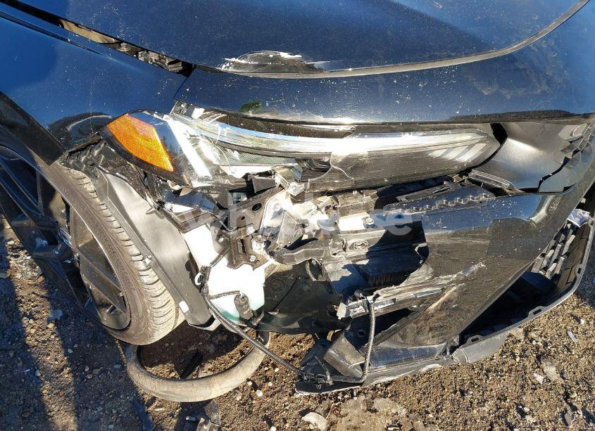 Photo 6 of 2024 Honda Civic SPORT TOURING (VIN 19XFL1H84RE026588)