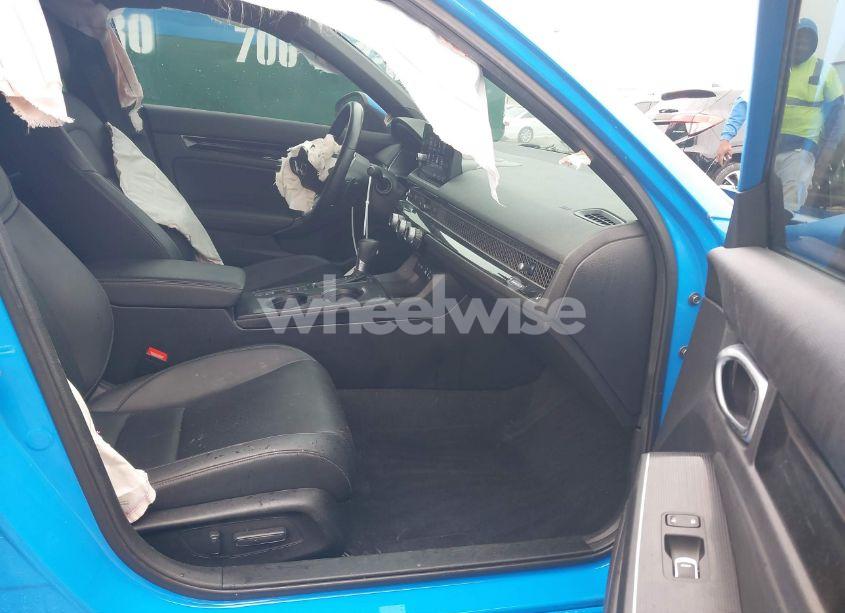 Photo 5 of 2022 Honda Civic SPORT TOURING (VIN 19XFL1H85NE010281)