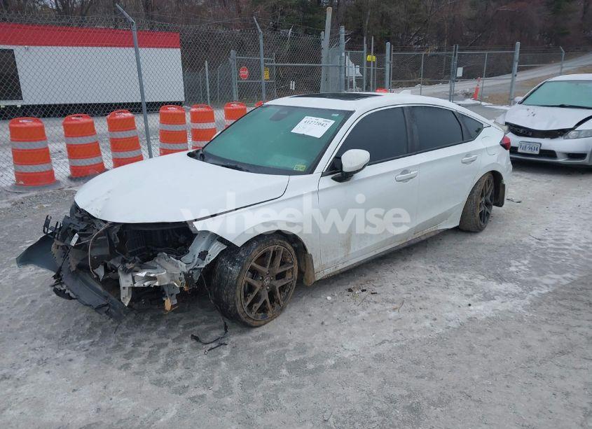 Photo 2 of 2022 Honda Civic SPORT TOURING (VIN 19XFL1H86NE002903)