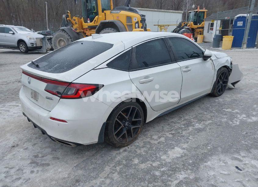 Photo 4 of 2022 Honda Civic SPORT TOURING (VIN 19XFL1H86NE002903)