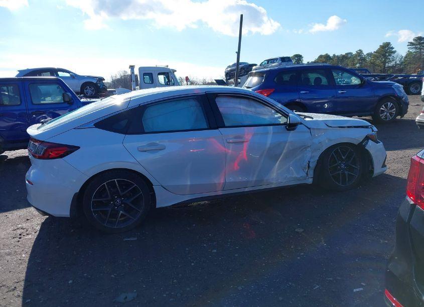 Photo 13 of 2022 Honda Civic SPORT TOURING (VIN 19XFL1H86NE010869)