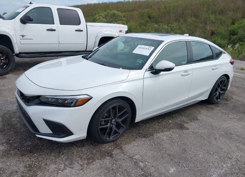 Photo 2 of 2022 Honda Civic SPORT TOURING (VIN 19XFL1H86NE020690)