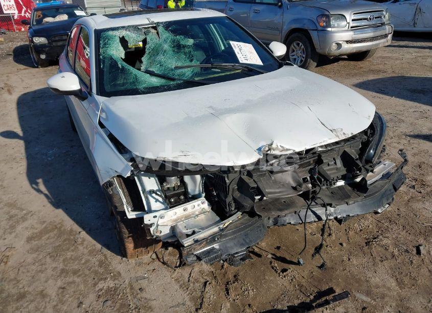 Photo 6 of 2022 Honda Civic SPORT TOURING (VIN 19XFL1H86NE021998)