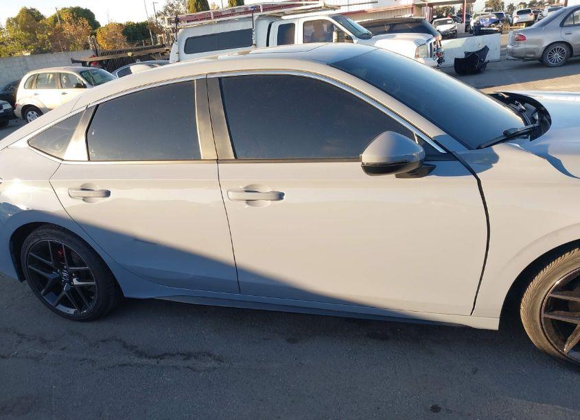 Photo 13 of 2024 Honda Civic SPORT TOURING (VIN 19XFL1H86RE013440)