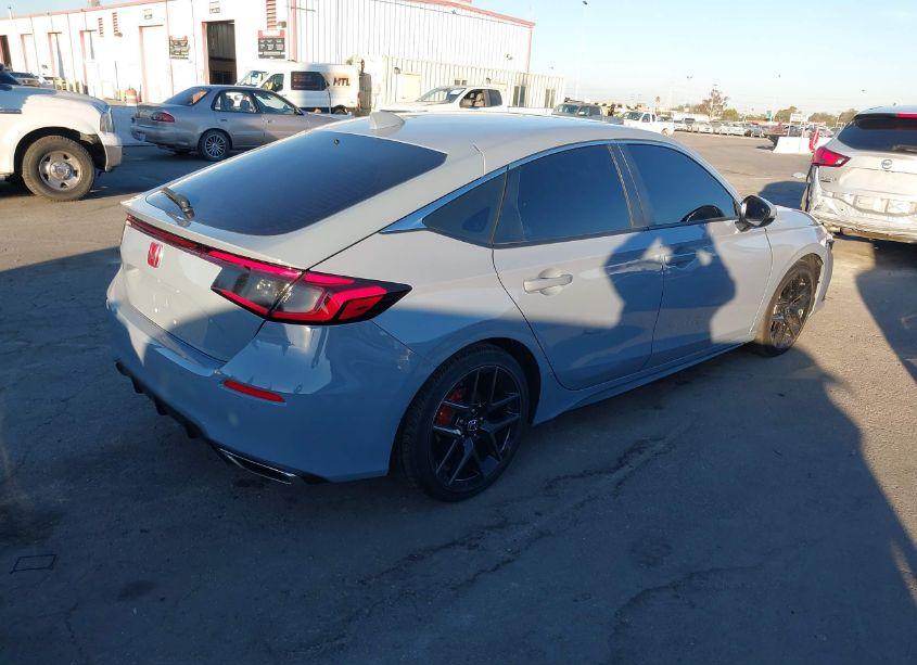 Photo 4 of 2024 Honda Civic SPORT TOURING (VIN 19XFL1H86RE013440)