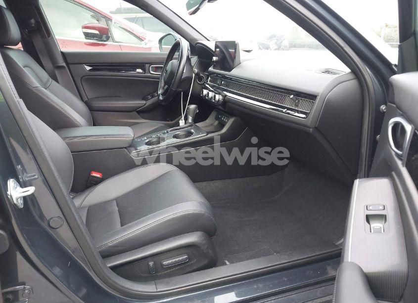 Photo 5 of 2022 Honda Civic SPORT TOURING (VIN 19XFL1H87NE017720)