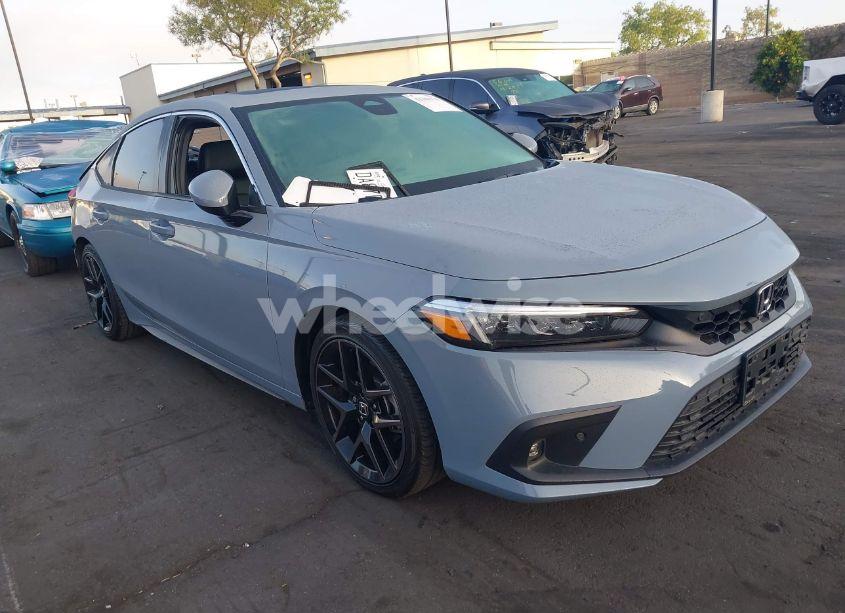 2024 Honda Civic SPORT TOURING (VIN 19XFL1H87RE013415) main photo