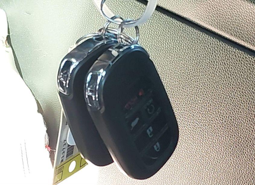 Photo 11 of 2024 Honda Civic SPORT TOURING (VIN 19XFL1H87RE013737)