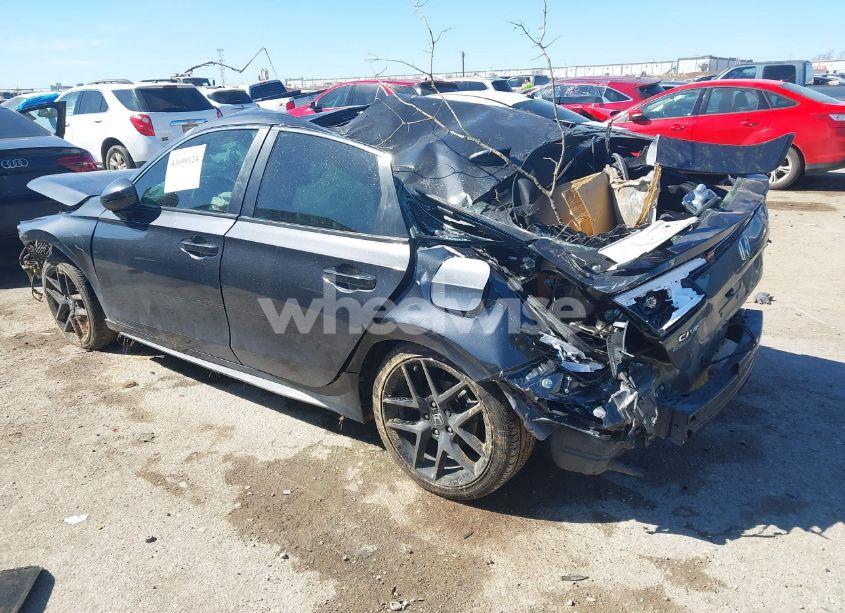 Photo 3 of 2024 Honda Civic SPORT TOURING (VIN 19XFL1H87RE016721)