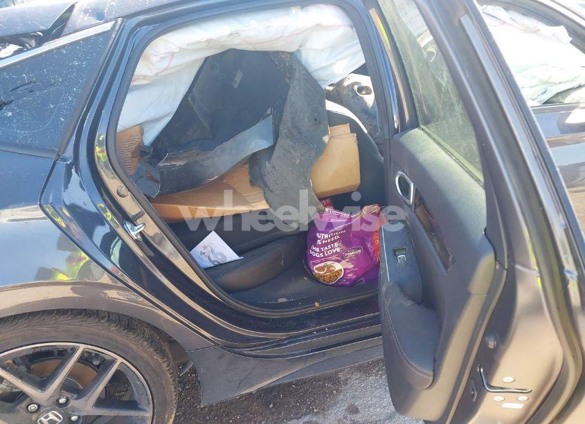 Photo 8 of 2024 Honda Civic SPORT TOURING (VIN 19XFL1H87RE016721)