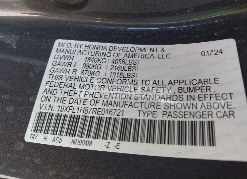 Photo 9 of 2024 Honda Civic SPORT TOURING (VIN 19XFL1H87RE016721)