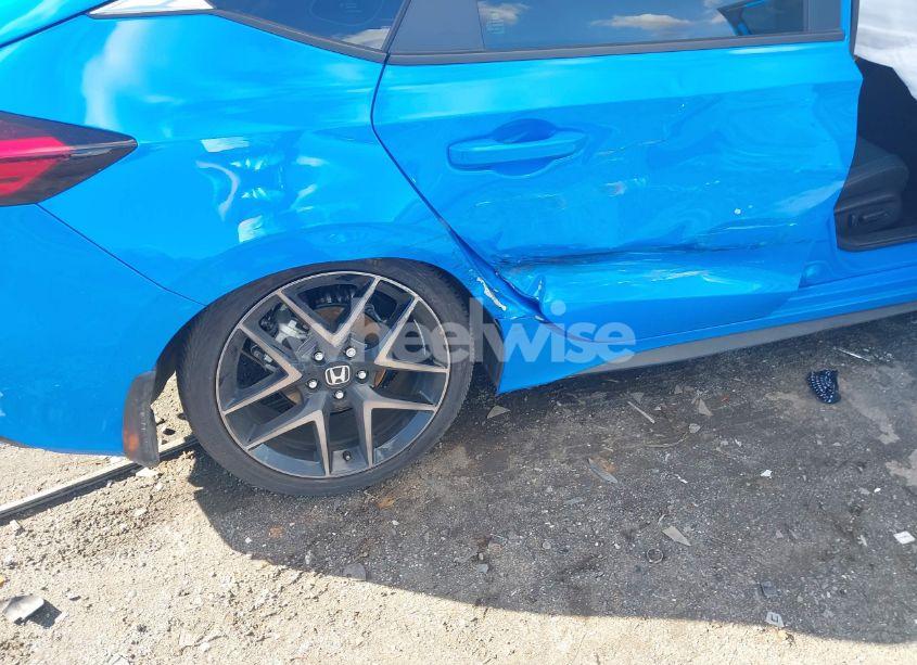 Photo 6 of 2024 Honda Civic SPORT TOURING (VIN 19XFL1H87RE028609)