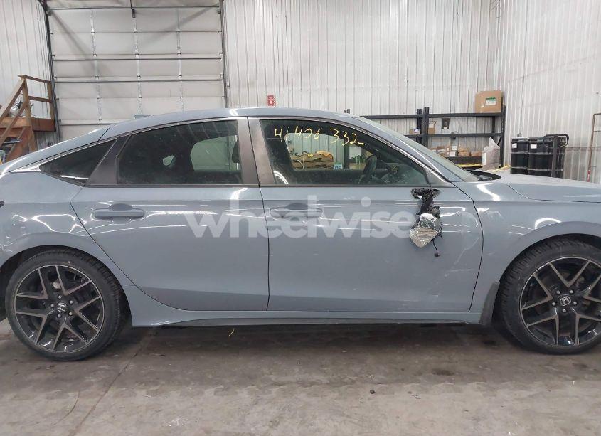 Photo 13 of 2022 Honda Civic SPORT TOURING (VIN 19XFL1H88NE023719)